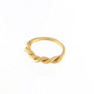 Anel corda dourado
