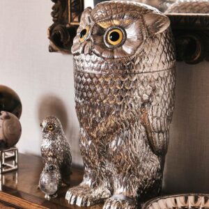 Alternative view of Ice bucket owl