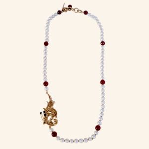 Colar de pérolas luz dourado