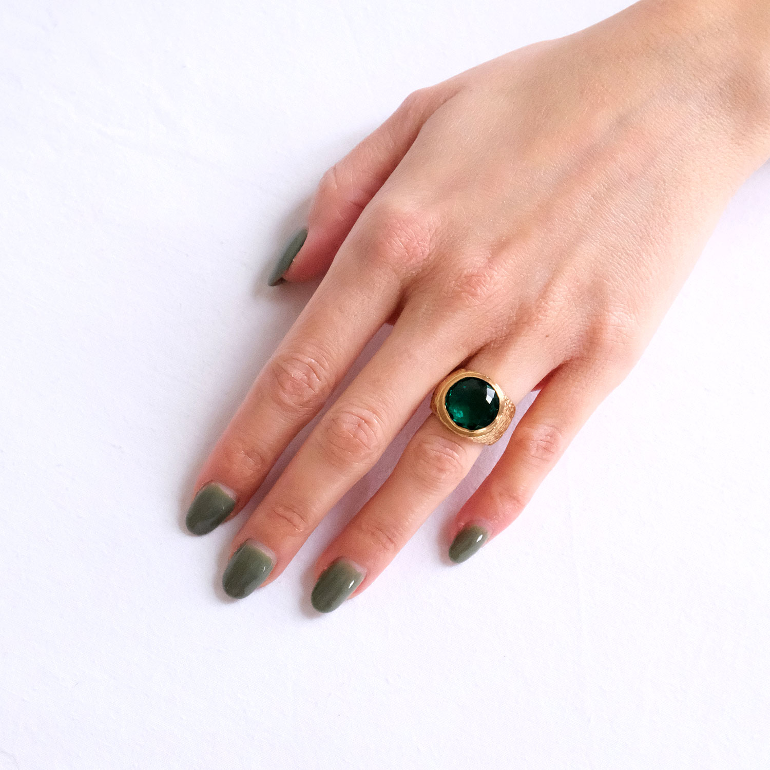 Ring with green stone gold plated - Image 2