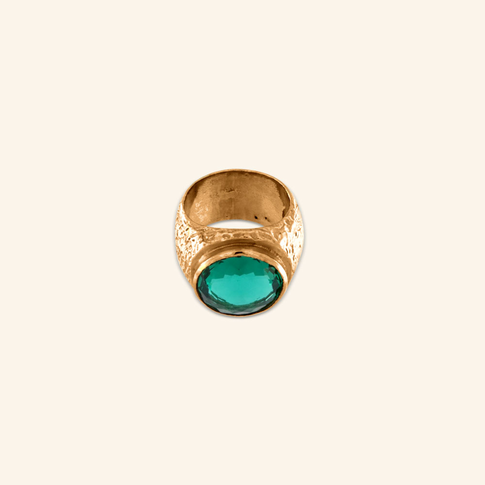 Ring with green stone gold plated