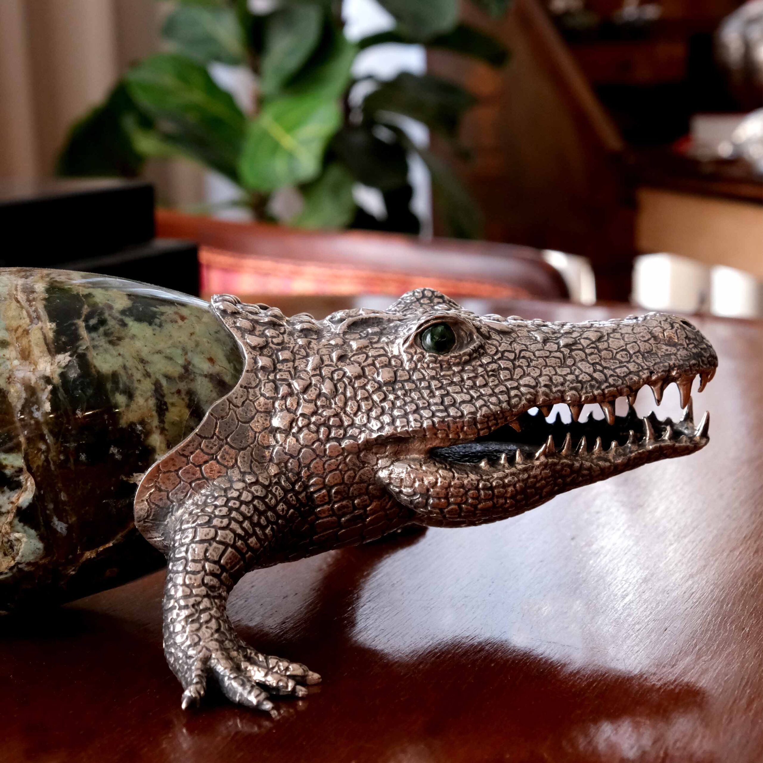 Natural stone crocodile - Image 3