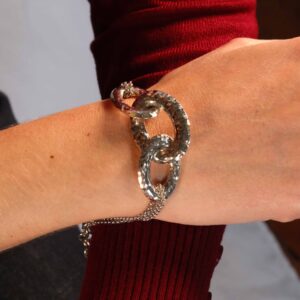 Alternative view of Pulseira com elos ovais