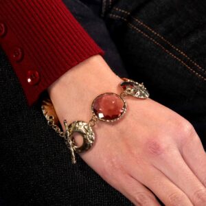 Alternative view of Pulseira discos lilás