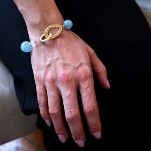 Alternative view of Pulseira elos ovais e pedras azuis