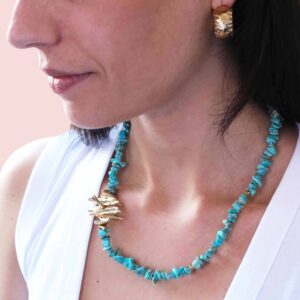 Alternative view of Colar wood com turquesas dourado