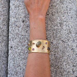 Alternative view of Escrava Foz dourada