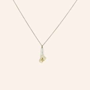 Rutilated quartzo jar necklace gold plated