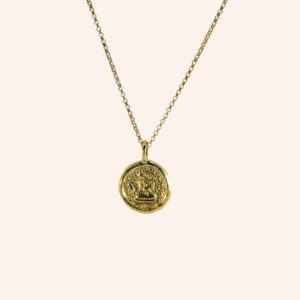 Colar medalha bule dourado